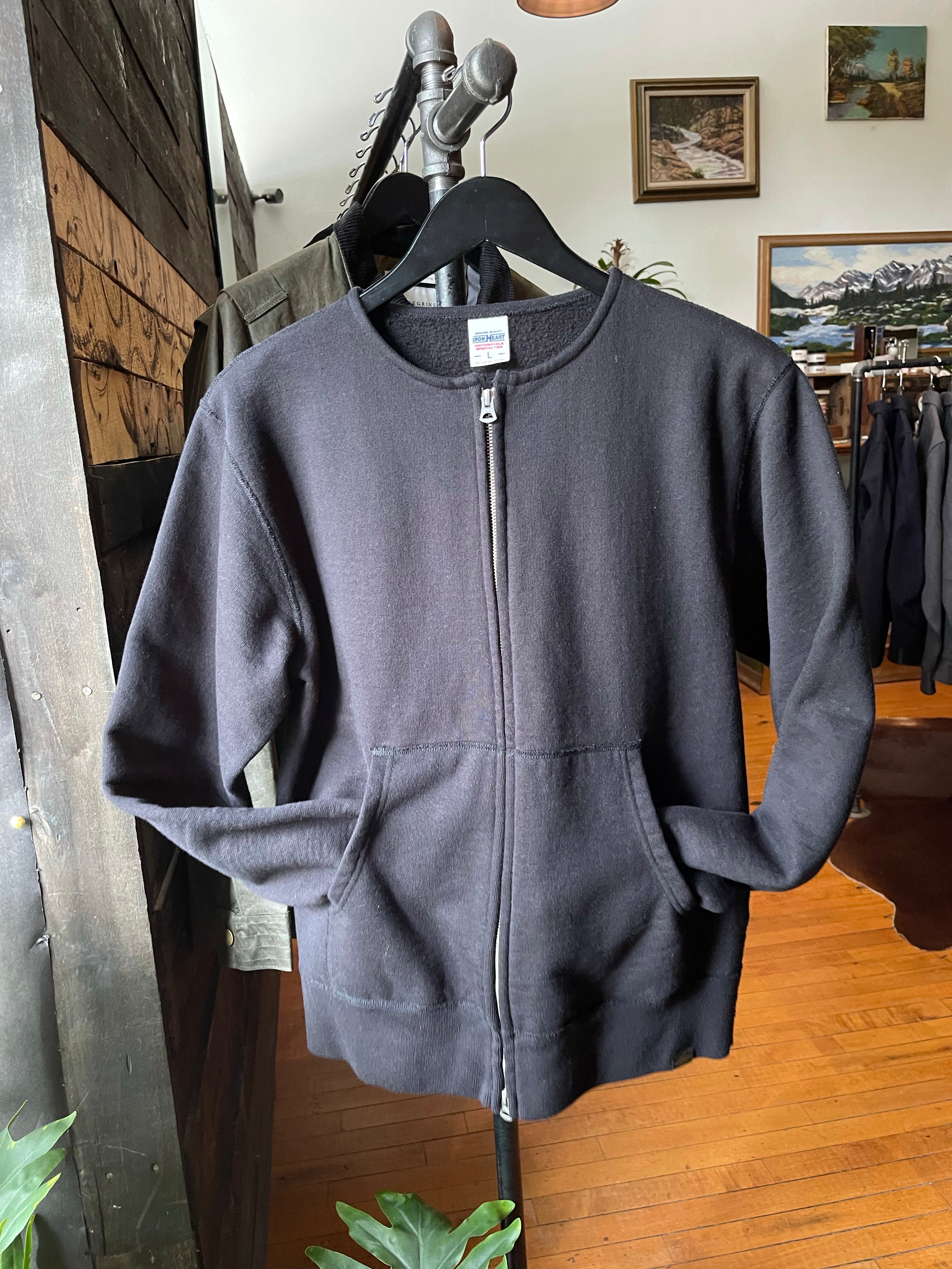 Gently Used Iron Heart 14oz HW Loopwheel Zip Up Sweatshirt - Black - Large 2 Gently Used Iron Heart 14oz HW Loopwheel Zip Up Sweatshirt - Black - Large