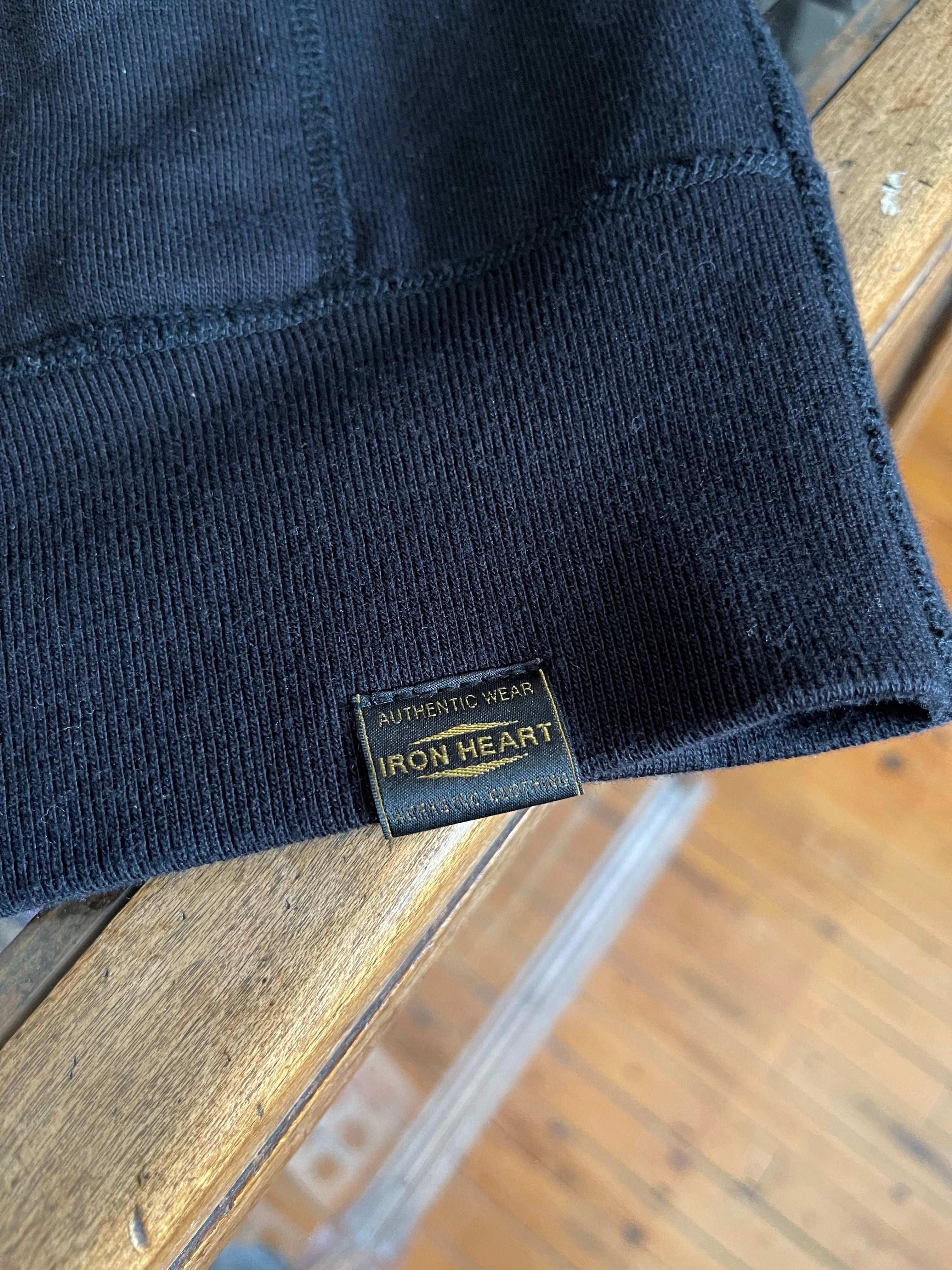 Gently Used Iron Heart 14oz HW Loopwheel Zip Up Sweatshirt - Black - Large 5 Gently Used Iron Heart 14oz HW Loopwheel Zip Up Sweatshirt - Black - Large