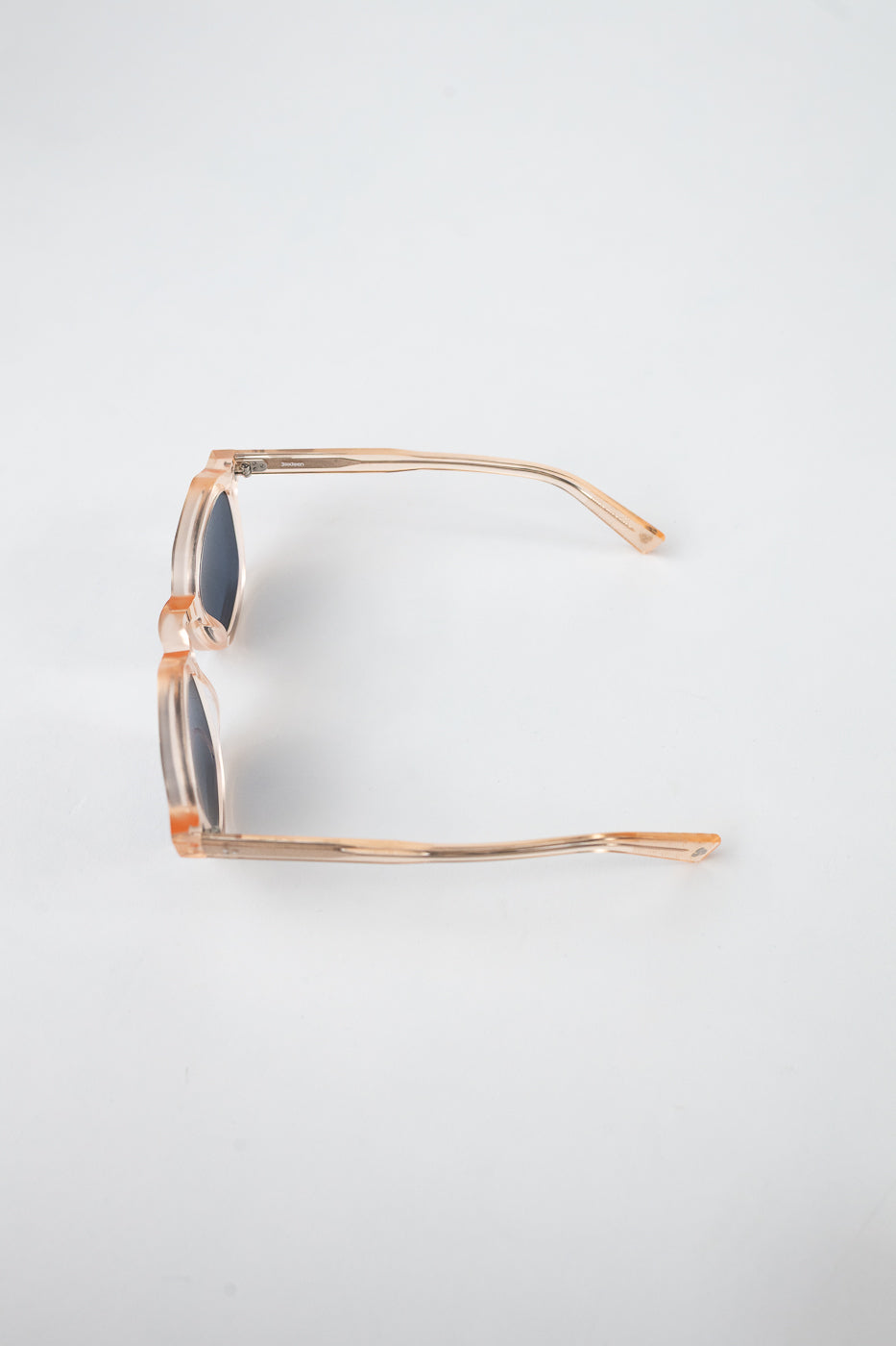 Geometric - SP-05 Sunglasses - Champagne, Navy 6 Geometric - SP-05 Sunglasses - Champagne, Navy