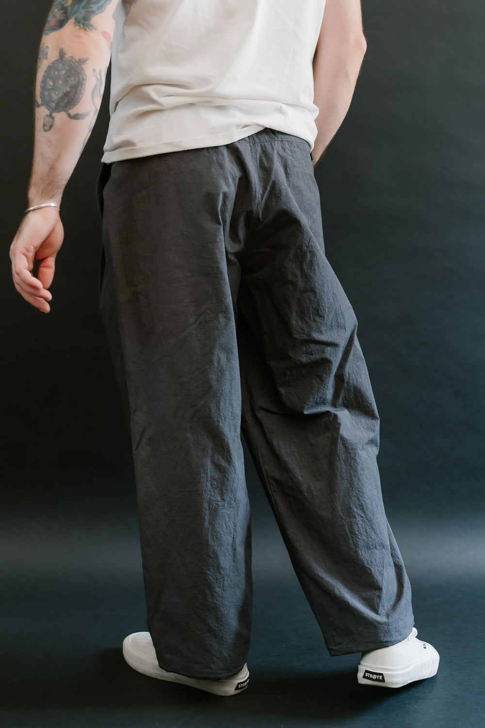 CL Baggy Trouser - 31 Dark Gray 14 CL Baggy Trouser - 31 Dark Gray