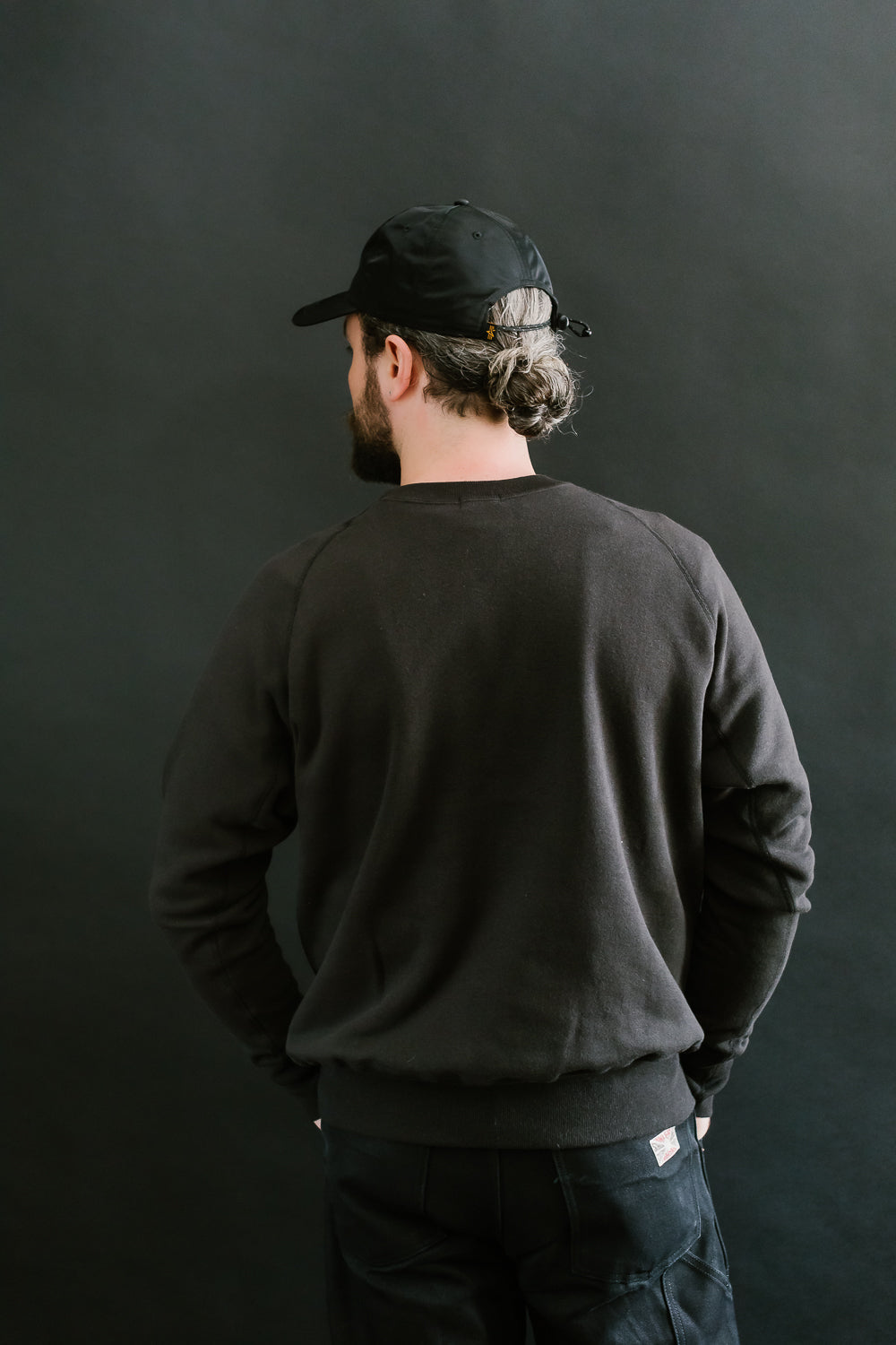 Lot 409 - Plain Crewneck Sweatshirt - Black 11 Lot 409 - Plain Crewneck Sweatshirt - Black