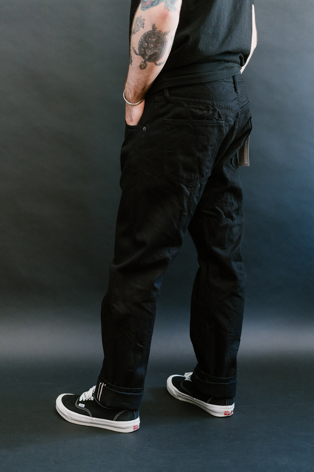 642-13BK - 13oz "Jet Black" Jeans - Relaxed Tapered 12 642-13BK - 13oz "Jet Black" Jeans - Relaxed Tapered